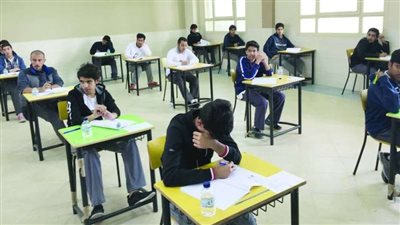 مطالب بإعادة الاختبارات بالكويت بعد تورط 40 ألف طالب ثانوية في الغش