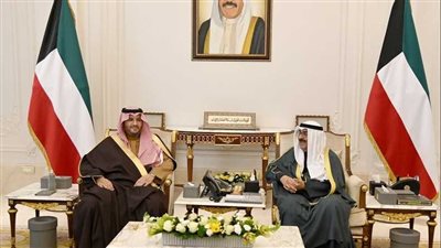 ولي العهد الكويتي يتسلم رسالة شفوية من ولي العهد السعودي 