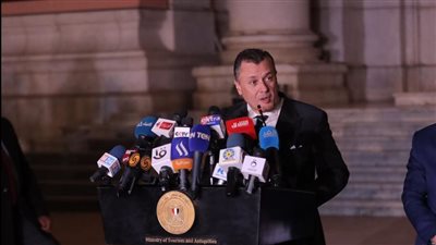 رمضان كلمة السر.. فرض رسوم على الكافتيريات والمطاعم والبازارات السياحية