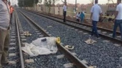 مصرع شخص صدمه قطار بمزلقان دشنا في قنا 