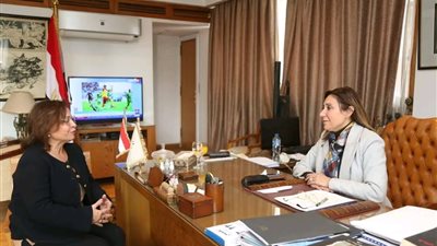 وزيرة الثقافة والأمين العام للمجلس القومي للطفولة والأمومة يبحثان سبل التعاون المشترك