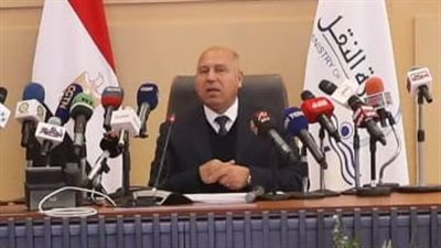 وزير النقل يزف خبرًا سارًا لجميع العاملين في العاصمة الإدارية الجديدة
