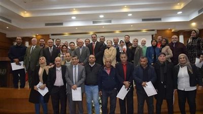 محافظ بورسعيد يستقبل وفدا من نقابة الصحفيين