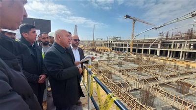 وزير النقل يزف خبرًا سارًا لسكان السـلام والعاشــر والعاصمة الإدارية