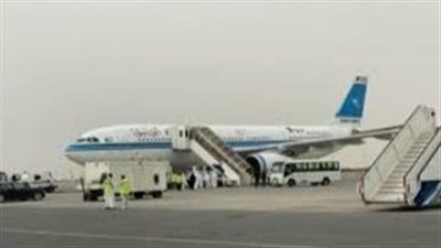 أول طائرة مساعدات بحرينية لمتضرري الزلزال تهبط في مطار دمش