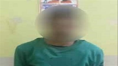 تحت تهديد السلاح.. فضيحة عاطل يمارس أعمالًا تكسف مع الأطفال بالجيزة