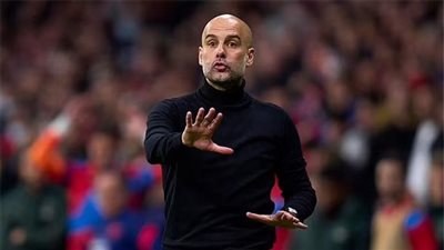 جوارديولا يطالب لاعبيه بالحذر في الأماكن العامة بعد التحقيق مع ووكر