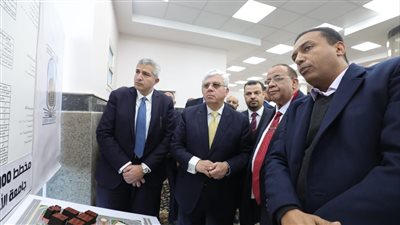 وزير التعليم العالي يفتتح مبنى كلية الطب بجامعة الأقصر