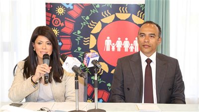 وزيرة التعاون الدولي ونائب محافظ المنيا يتفقدان مشروع 