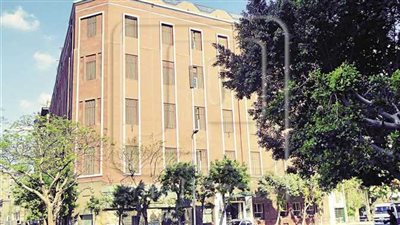 ألاعيب بيع وهدم فندق أثري وضريح شيخ شهير بـ«وسط البلد»