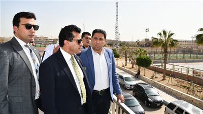 وزير الشباب والرياضة يتفقد أعمال تطوير مركز شباب ٦ أكتوبر 