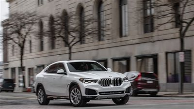 عملاق السيارات BMW تواجه مقاطعة عنيفة في الصين بسبب الآيس كريم