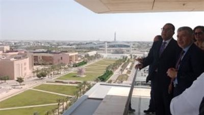 رئيس الوزراء يزور مؤسسة قطر خلال وجوده في الدوحة