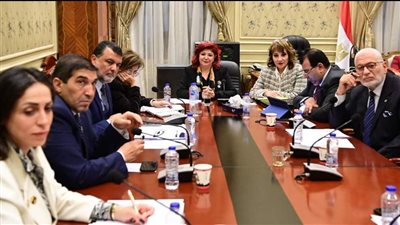 نورا علي تضع روشتة لتدهور الخدمة في شركة مصر للطيران وتراجعها العالمي