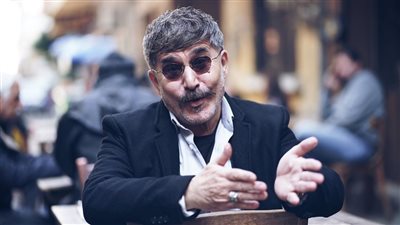 عابد فهد يقابل 