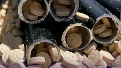 السعودية.. ضبط 7 ملايين قرص مخدر في شحنتي كابلات وطماطم 