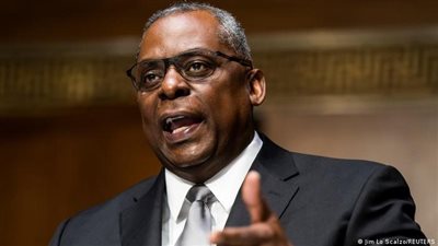 وزير الدفاع الأمريكي يحذر من تعاون عسكري 