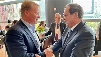 اجتماع وزير البترول مع رؤساء شركات عالمية بمؤتمر سيراويك الدولي للطاقة 