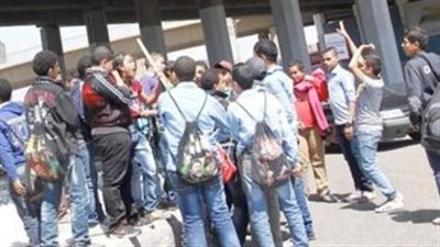 بسبب معاكسة فتاة.. مصابون في مشاجرة مسلحة داخل مدرسة شهيرة بالشروق