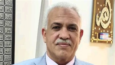 تعليم القاهرة: متابعة الغياب وتحميل طلاب الثانوي الكتب المدرسية على التابلت 