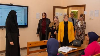 إحالة مديري مدرستين للشئون القانونية للتقصير وعدم انضباط العملية التعليمية بهما