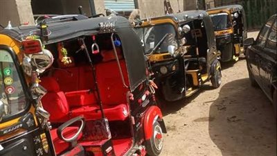 سائق توك توك يطعن زميله بسبب أولوية تحميل الركاب حدائق الأهرام