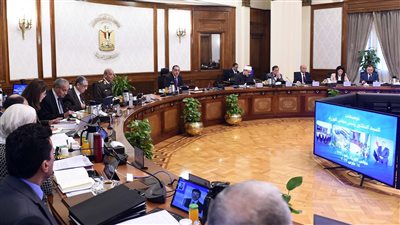 مدبولي يوجه الوزراء المعنيين بمتابعة توافر السلع المختلفة مع اقتراب شهر رمضان 