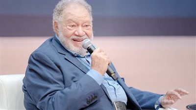 يحيى الفخراني أبرز النجوم.. تفاصيل 3 مسلسلات على «الراديو 9090» في رمضان 2023