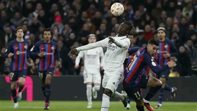 ريال مدريد وبرشلونة.. تعرف على تشكيل إنشليوتي وتشافي في كلاسيكو الأرض 