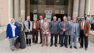 رئيس جامعة الزقازيق يتفقد الجامعة الأهلية بالعاشر من رمضان 