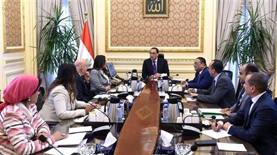 رئيس الوزراء يواصل سلسلة لقاءاته لمناقشة مقترحات برنامج رد الأعباء التصديرية الجديد