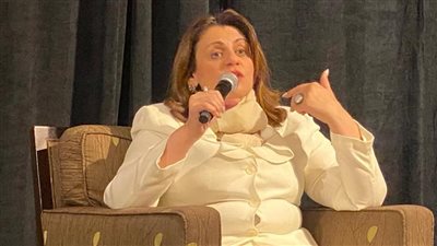 وزيرة الهجرة تلتقي نحو 350 من رموز الجالية المصرية في كاليفورنيا 