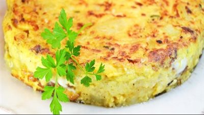 لإفطار أول رمضان.. طريقة عمل البيض والبطاطس في الفرن