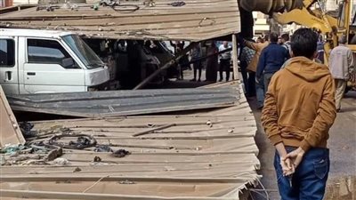 بسبب شدة الرياح..انهيار موقف مدينة دكرنس بالدقهلية