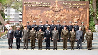 أكاديمية ناصر العسكرية تنظم لقاءات نقل الخبرة للدارسين
