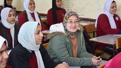 هالة عبد السلام: تحيل مدير مدرسة ووكيلها للتحقيق 