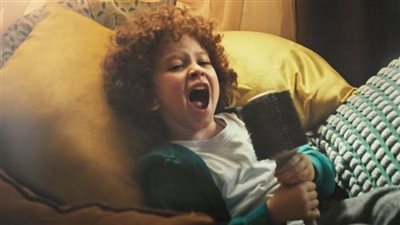 فلبينو أحمد لـ«النبأ»: كتبت كلمات «شبر ونص» في تلت ساعة.. وهذا الكوبليه حذفناه من الأغنية 