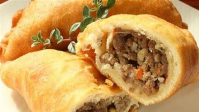 بالخطوات.. طريقة عمل القطايف باللحمة المفرومة