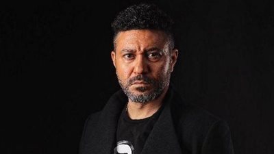 وفاة والدة الفنان محمد عز.. وهذه تفاصيل الجنازة والعزاء