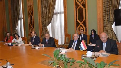 شكرى: يستقبل سفراء الاتحاد الأوروبي لبحث الأزمة الأوكرانية والهجرة غير الشرعية 