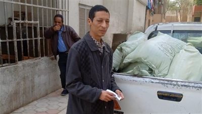 ضبط سيارة تجوب شوارع بورسعيد لبيع مواد غذائية مجهولة المصدر