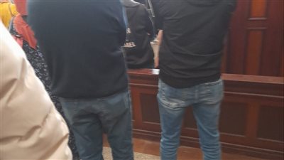 اتعملنا سحر.. تفاصيل أولى جلسات محاكمة أمين الشرطة المتهم بقتل زوجته وأهلها 