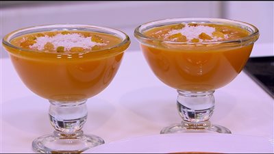 طريقة عمل مهلبية قمر الدين لسفرة رمضان.. فيديو 