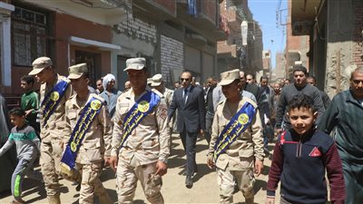 نائب محافظ المنيا يشارك في تشييع جثمان الشهيد النقيب محمد جمال 