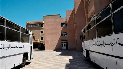 تخرج منها ملوك ومشاهير.. تفاصيل أزمة أعرق مدارس الإسكندرية 