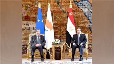  الرئيس السيسي يستقبل نظيره القبرصي في زيارته الأولى للمنطقة.. فيديو