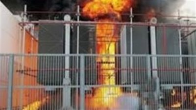 السيطرة على حريق محول كهرباء بقرية خوالد أبو شوشة في قنا 