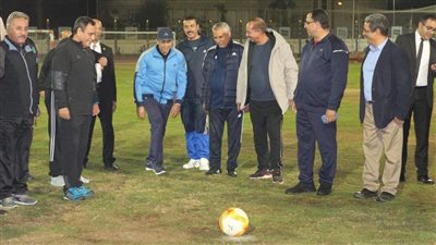 وزير الشباب يشيد بأنشطة الاتحادات ويكرم رئيس المجموعة الدولية للطلائع