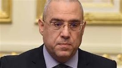 وزير الإسكان يتفقد مشروعات مدن النوبارية الجديدة والسادات وسفنكس