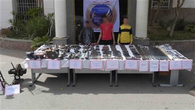 سقوط تشكيل عصابي متورط في تصنيع وتجارة الأسلحة النارية بالقليوبية.. صور